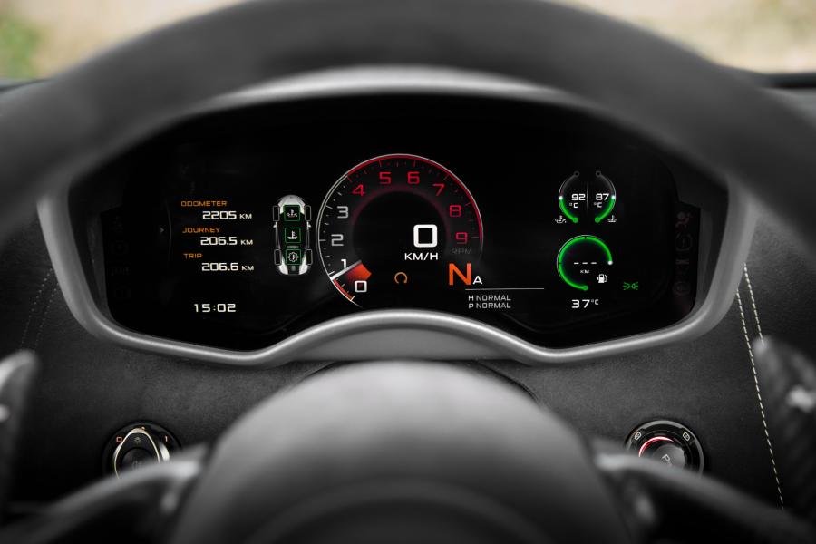 Панель приборов McLaren 570S Spider 2017 года  (WW) (фото 7 из 78)